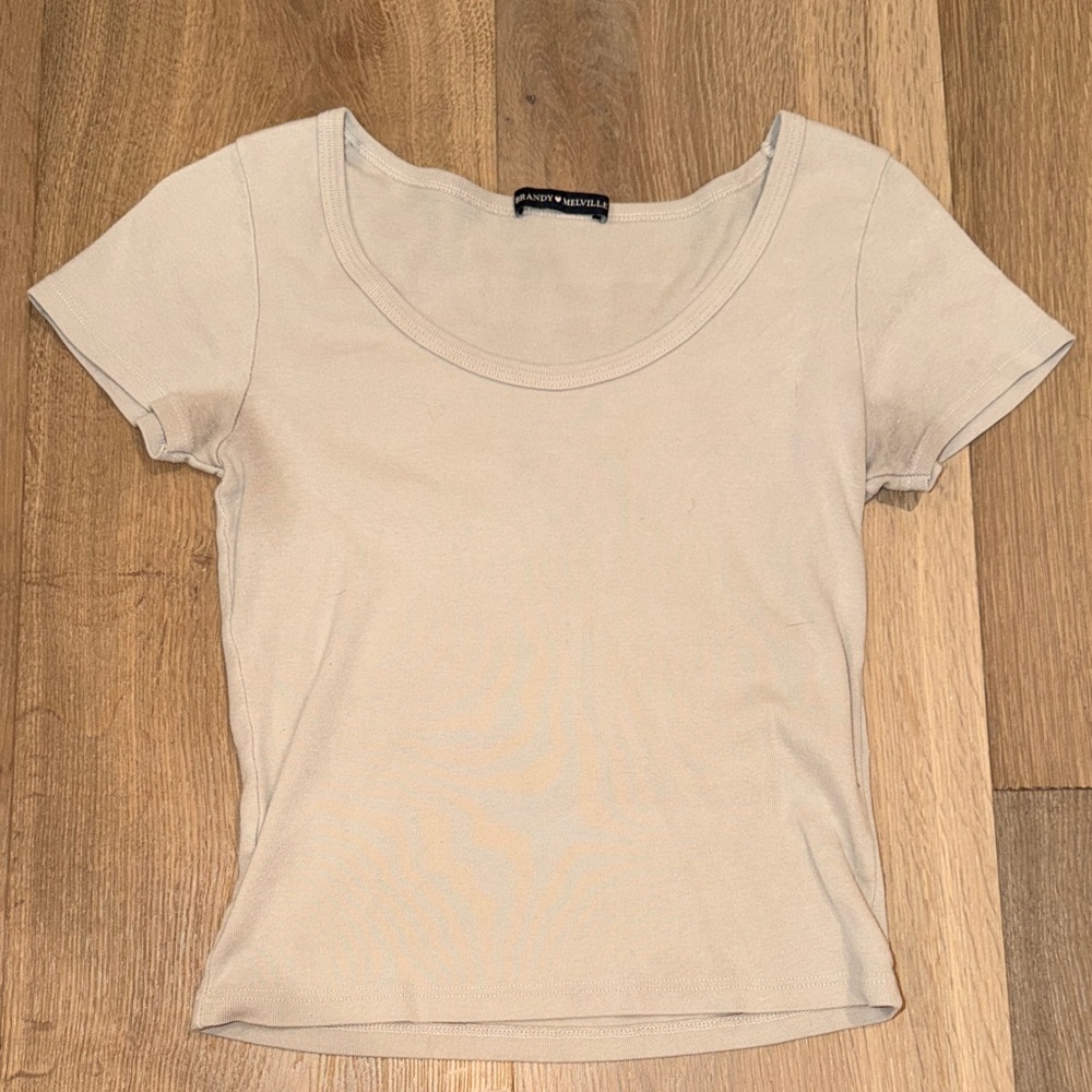 Brandy Melville Cream Short Sleeve Tee